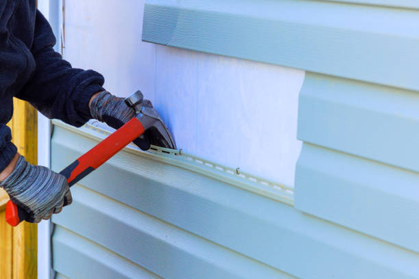 Reliable Siding Repair contractor in Westchester, IL by Squared Siding